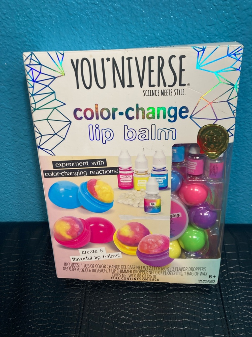 NWT YOU•NIVERSE Science Meets Style Color-Change Lip‎ Balm STEM Kit